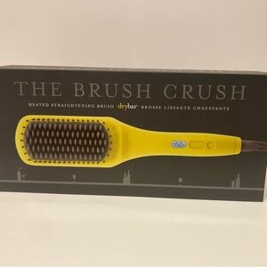 Dry Bar: The Crush Brush Heated Straightening Brush
